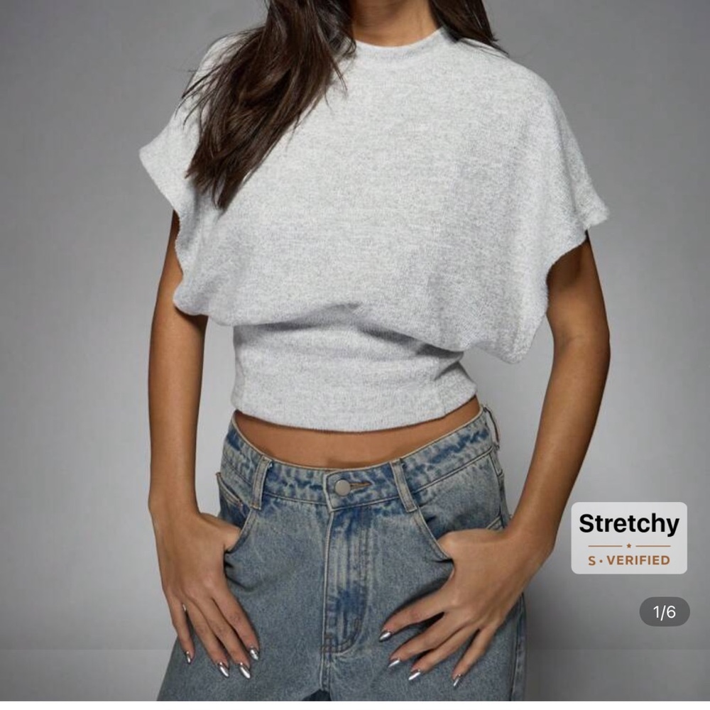 Missguided Gray Cuffed Sleeve Crop Top